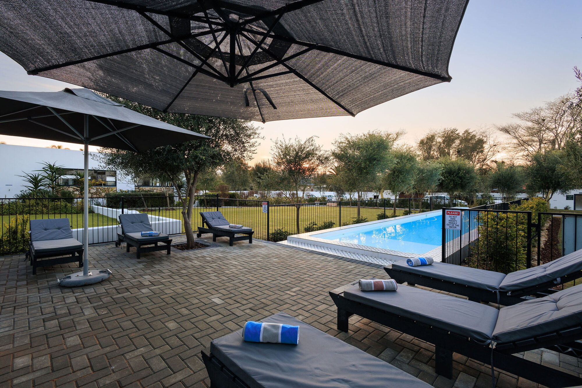 Karoo Retreat grounds