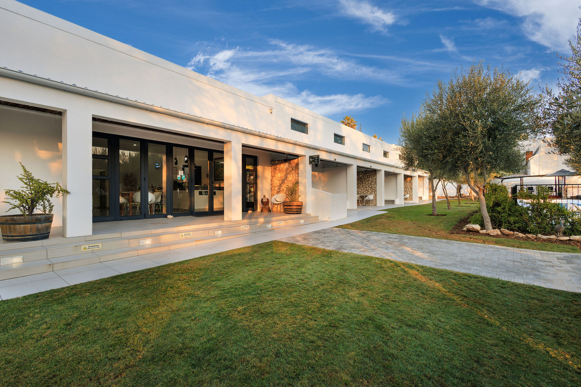 Karoo Retreat grounds and villas